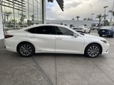 Used 2022 Lexus ES 300h w/ Accessory Package 2 image 3