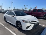 Used 2020 Toyota Camry SE image 2