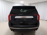 Used 2024 GMC Yukon Denali w/ Advanced Technology Package image 4