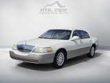 Used 2003 Lincoln Town Car Signature image 4