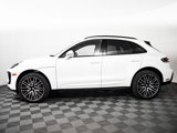 Certified 2025 Porsche Macan image 2