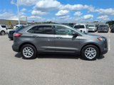 Used 2022 Ford Edge SEL w/ Convenience Package image 3