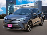 Used 2022 Toyota C-HR XLE image 3