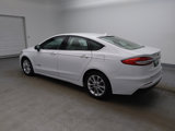Used 2019 Ford Fusion SE image 3