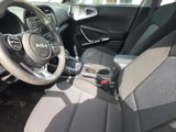Used 2023 Kia Soul LX w/ LX Technology Package image 2