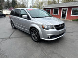 Used 2017 Dodge Grand Caravan SXT w/ Blacktop Package image 2