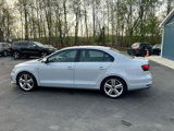 Used 2017 Volkswagen Jetta GLI image 6