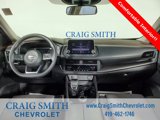 Used 2023 Nissan Rogue SV image 3