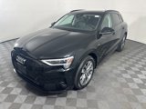 Used 2021 Audi e-tron Premium Plus w/ Premium Plus Package image 4