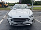 Used 2020 Ford Fusion SE image 3