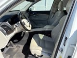 Used 2018 Volvo XC90 T6 Momentum w/ Convenience Package image 5