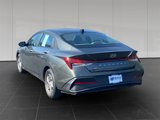 Used 2025 Hyundai Elantra SE w/ Cargo Package image 3