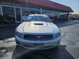 Used 2010 Ford Mustang Coupe image 2