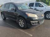 Used 2013 Chevrolet Traverse LT image 2