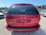 Used 2006 Dodge Caravan SXT w/ Popular Equipment Group I image 5