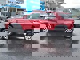 Used 2021 Chevrolet Traverse LT image 2