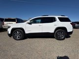 Used 2023 GMC Acadia SLT image 3