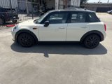 Used 2019 MINI Cooper 4-Door Hardtop image 2