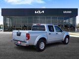 Used 2019 Nissan Frontier SV image 5