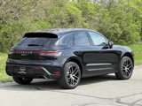 Certified 2024 Porsche Macan image 6