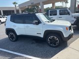 Used 2017 Jeep Renegade Trailhawk image 5
