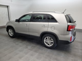 Used 2015 Kia Sorento LX image 3