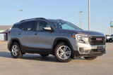 Used 2024 GMC Terrain SLE w/ Driver Convenience Package image 2