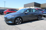 Used 2021 Hyundai Elantra SEL w/ Convenience + Premium Package image 2