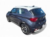 Used 2021 Hyundai Venue image 3