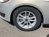 Used 2016 Ford Focus SE w/ SE Power Seat Package image 5