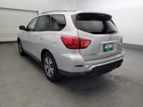 Used 2019 Nissan Pathfinder SV image 5