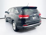 Used 2016 Kia Sorento L image 5