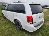 Used 2017 Dodge Grand Caravan GT image 3