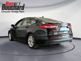 Used 2019 Ford Fusion SE image 4
