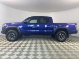 Used 2022 Toyota Tacoma TRD Off-Road image 4