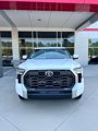 Used 2018 Toyota RAV4 LE image 3