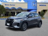 Used 2021 Nissan Kicks SV image 2