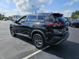 Used 2023 Nissan Rogue S image 5