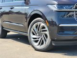 New 2025 Lincoln Navigator Reserve image 2