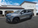 Used 2023 Volkswagen Taos SE image 4