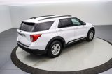 Certified 2021 Ford Explorer XLT image 4
