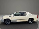 Used 2008 Cadillac Escalade EXT image 2