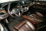 Used 2017 BMW 750i image 2