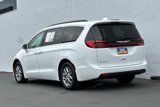 Used 2022 Chrysler Pacifica Touring image 6