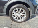 Certified 2022 Ford Explorer Limited w/ Equipment Group 301A image 4