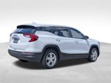 Used 2024 GMC Terrain SLE image 5