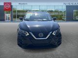 Used 2020 Nissan Rogue Sport SV image 2