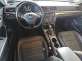 Used 2018 Volkswagen Passat 2.0T SE image 2