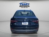 Used 2024 Volkswagen Jetta SE image 2