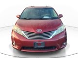 Used 2011 Toyota Sienna Limited image 2